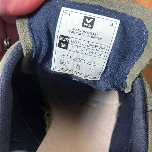 VEJA Olive Green Suede Sneakers, Men’s 7 - Picture 5 of 8